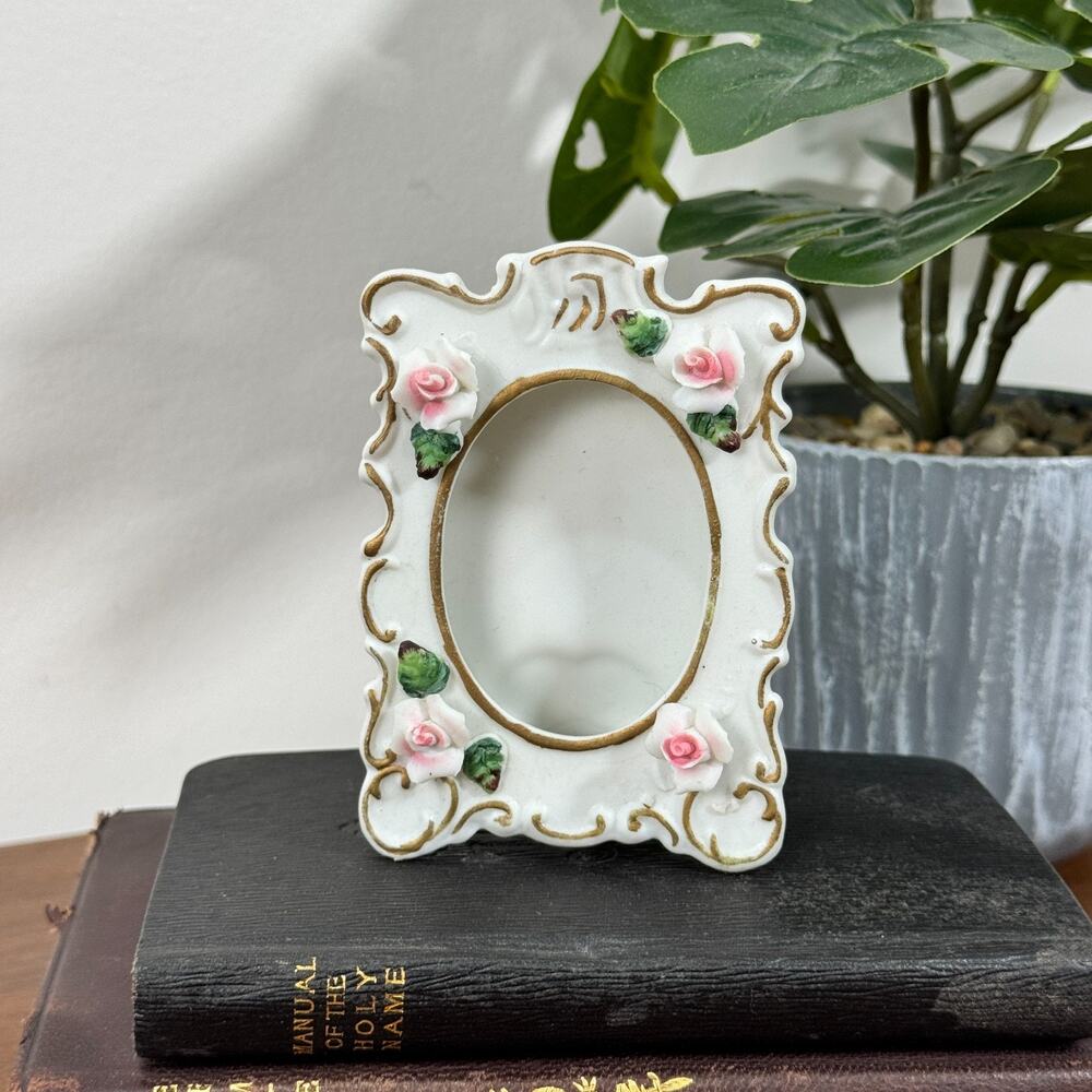 Vintage Lefton Porcelain Small Picture Frame White With Pink Raised Flowers